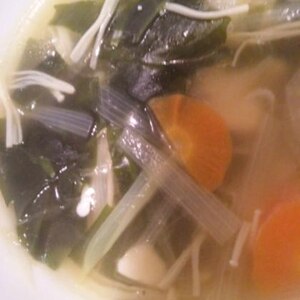 大根とわかめの韓国風スープ